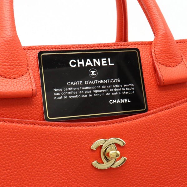 Chanel Neo Executive Caviar Leather 2WAY Bag - Image 8