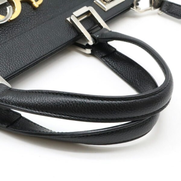 Gucci Zumi Medium Leather Top Handle Bag - Image 4