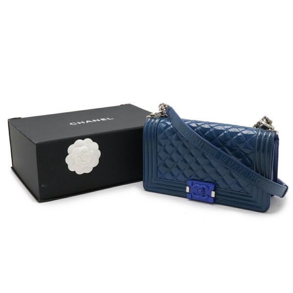 Chanel Boy Matelasse Chain Bag Patent Leather - Image 9