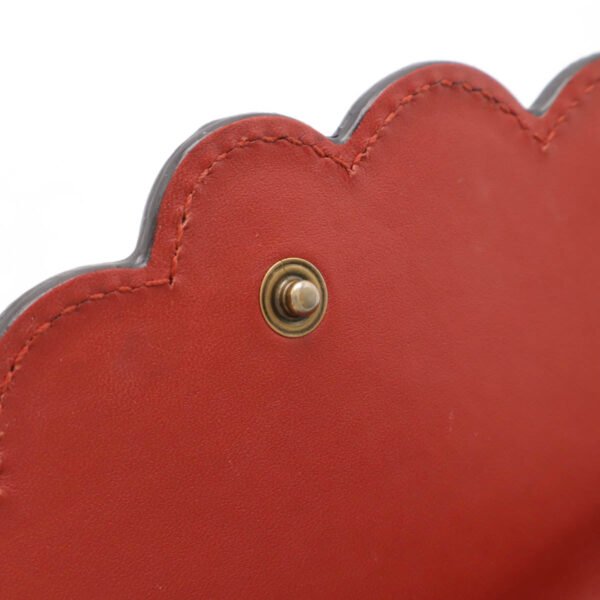 Gucci GG Supreme Pearl Chain Wallet Bag - Image 9
