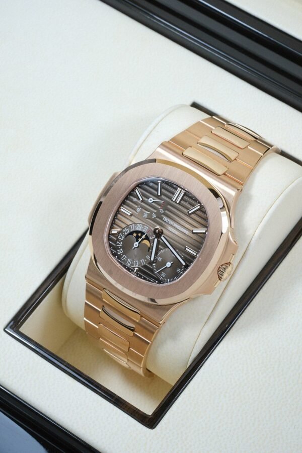 Patek Philippe Nautilus 18K Rose Gold Man's  Watch - Image 5