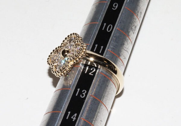 Van Cleef & Arpels K18YG Diamond Vintage Alhambra Ring VCARO26M00 - Image 2