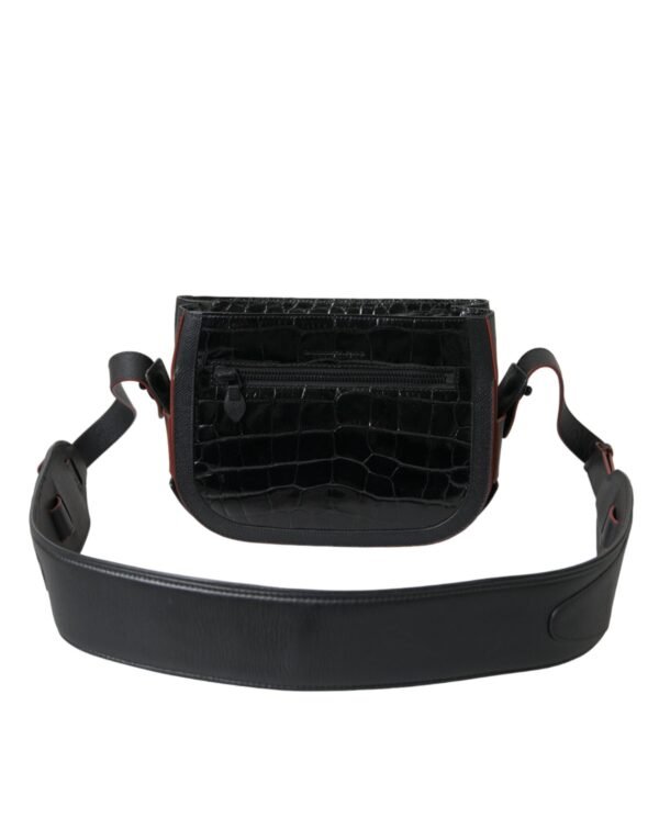 Balenciaga Elegant Exotic Leather Camera Women's Bag - Image 6