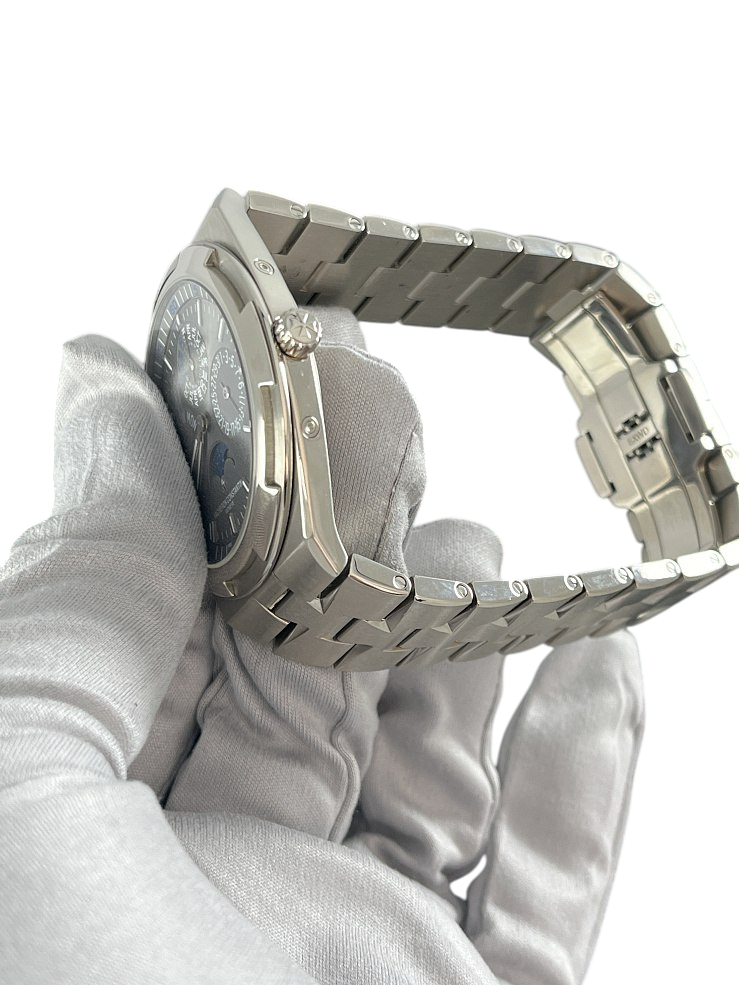 Vacheron Constantin Overseas Perpetual Calendar Extra Thin 18K White Gold Men's Watch - Image 5