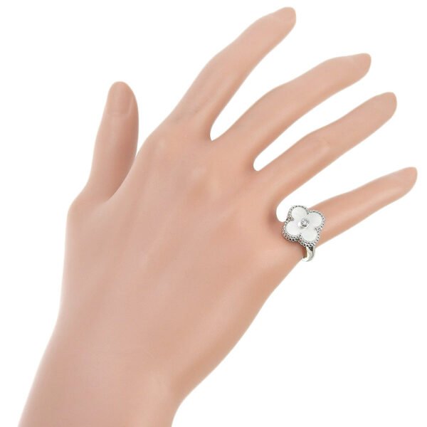 Van Cleef & Arpels Vintage Alhambra Ring K18 White Gold - Image 2