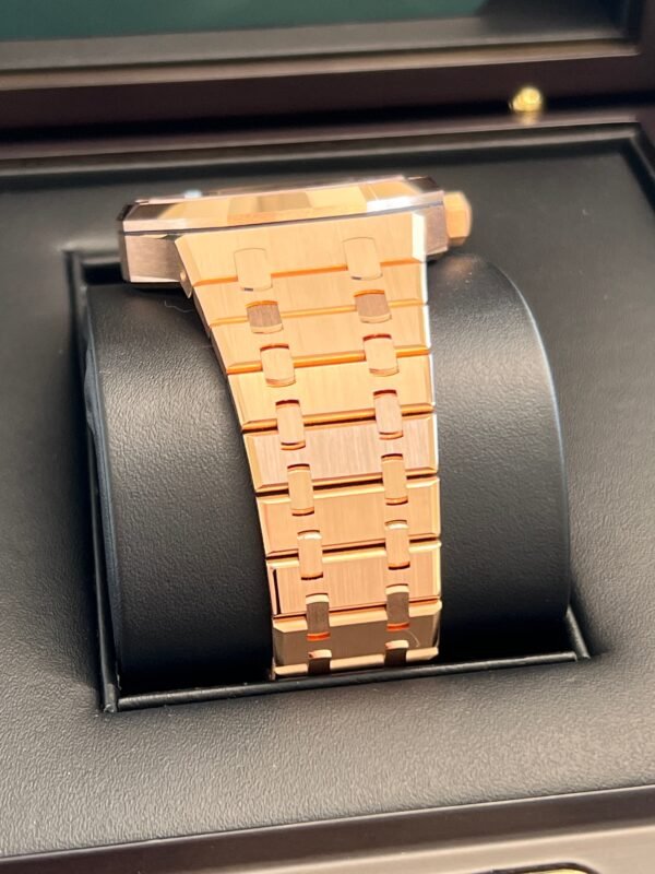 Audemars Piguet - Unworn Rose Gold Royal Oak Black Dial 15510OR - Image 6