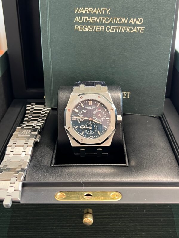 Audemars Piguet - Pre-owned Royal Oak Dual Time Power Reserve 26124ST - Image 2