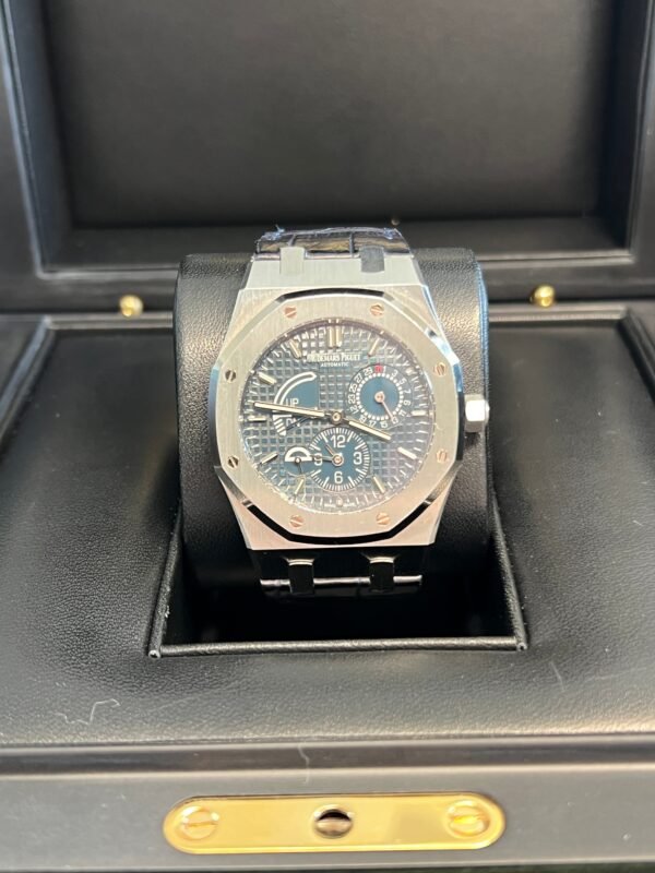 Audemars Piguet - Pre-owned Royal Oak Dual Time Power Reserve 26124ST - Image 3