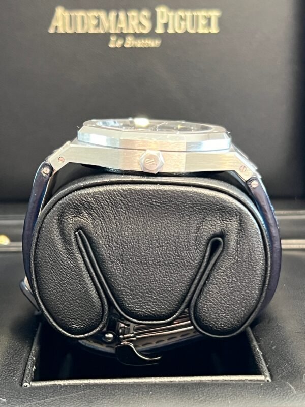 Audemars Piguet - Pre-owned Royal Oak Dual Time Power Reserve 26124ST - Image 7