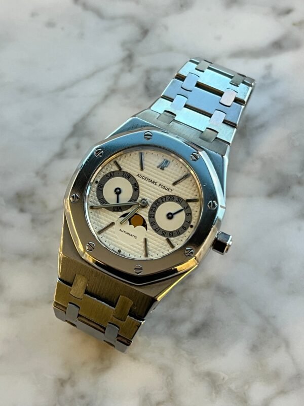 Audemars Piguet - Pre-owned Royal Oak Day-Date Moon Phase Stainless Steel 25594ST - Image 2