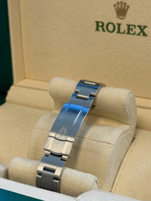 Rolex - Pre-owned Oyster Perpetual 31mm Tiffany Blue Dial 277200 - Image 5