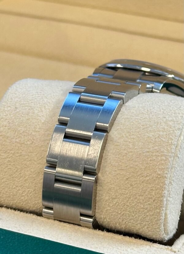 Rolex - Pre-owned Oyster Perpetual 31mm Tiffany Blue Dial 277200 - Image 7