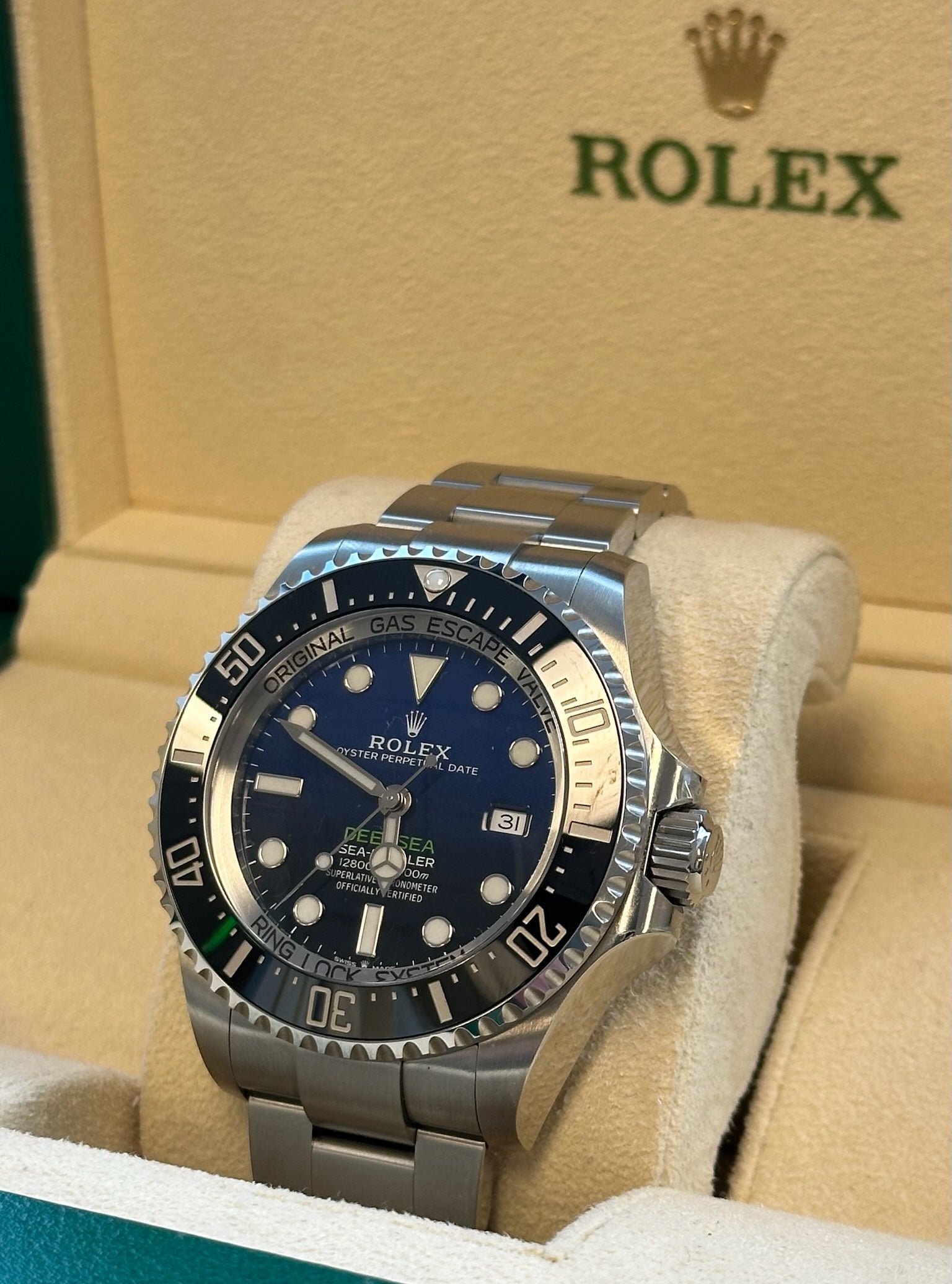 Rolex - Pre-owned Sea-Dweller Deepsea James Cameron Dial 126660 - Image 4