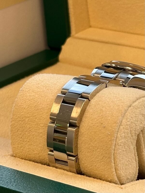 Rolex - Pre-owned Stainless Steel Oyster Perpetual 28mm Silver Dial 279160 - Image 7