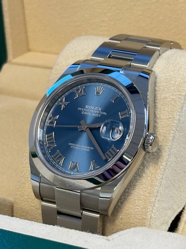 Rolex - Pre-owned Datejust 41mm Blue Roman Dial Oyster Bracelet 126300 - Image 4