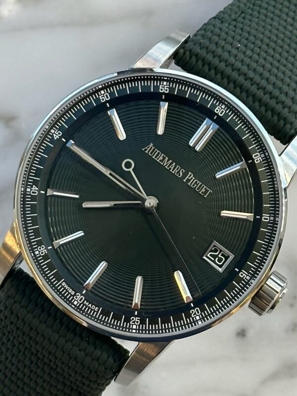 Audemars Piguet - Pre-owned Code 11.59 Green Dial 15210ST - Image 4