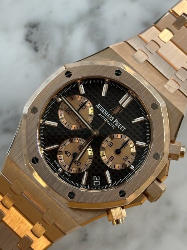 Audemars Piguet - Pre-owned Royal Oak Chronograph Chocolate Dial 26239OR - Image 4