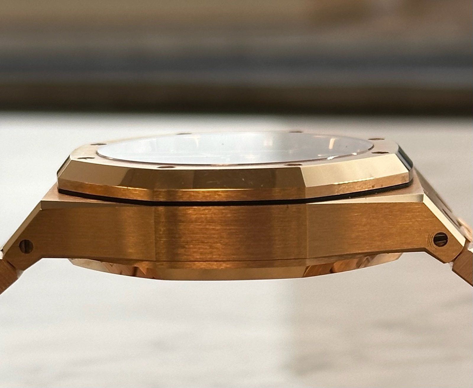 Audemars Piguet - Pre-owned Royal Oak Chronograph Black Dial 26240OR - Image 9