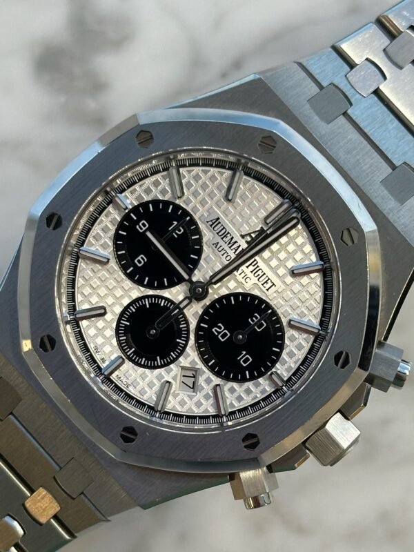 Audemars Piguet - Pre-owned Royal Oak Chronograph "Panda" Dial 26331ST - Image 4