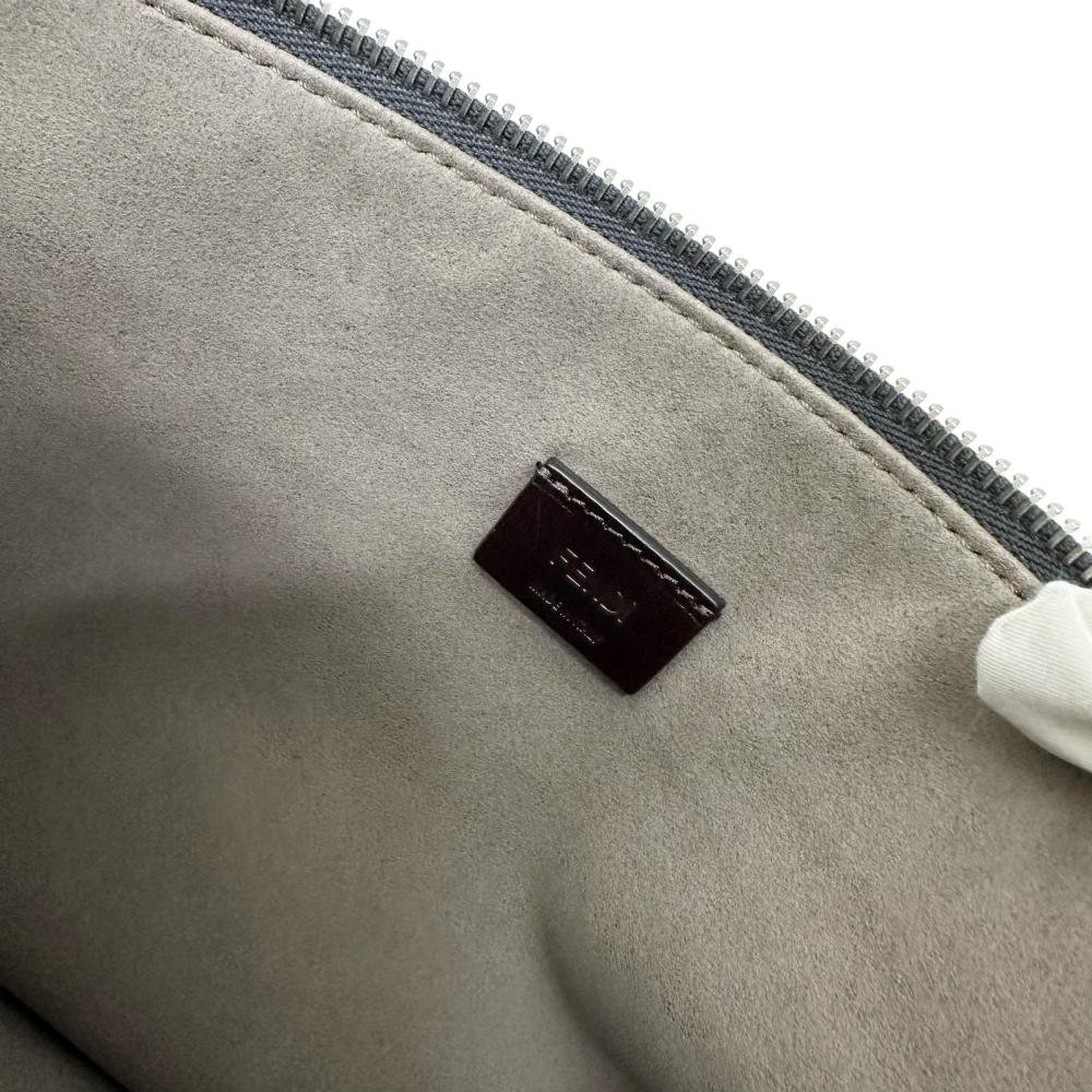 Fendi Leather Clutch Bag 7N0078 - Image 7