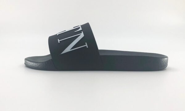 Valentino Black VLTN Logo Pool Slides - Image 4