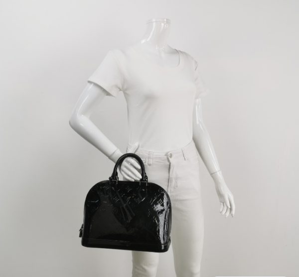 Preloved Louis Vuitton (LV) Alma Pm 2013year black 250226781081285 - Image 2