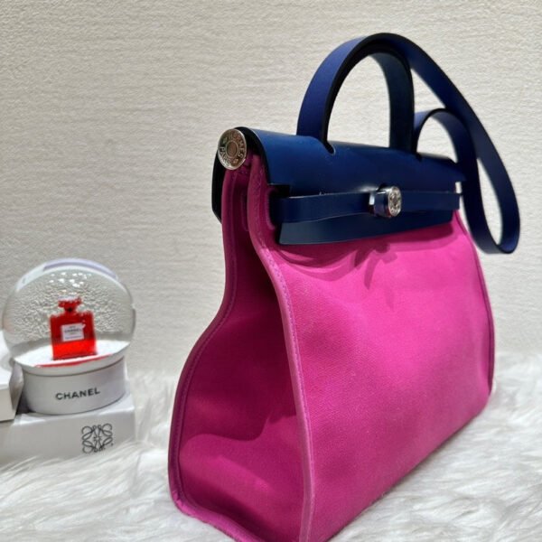Preloved Hermès Herbag Two-Tone Pink & Blue Canvas Satchel/Top Handle - Image 2