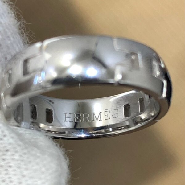 Preloved Hermes 750wg White Gold Ring - Image 3