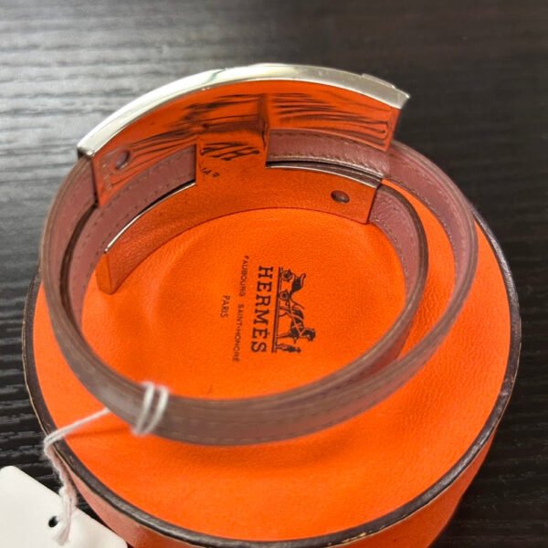Pre-loved Hermes H Bracelet Mauve Leather and Palladium Plated Bracelets - Image 3