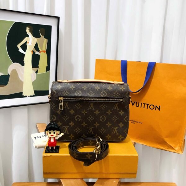 Louis Vuitton Monogram Canvas Messenger Bag in Brown - Image 2