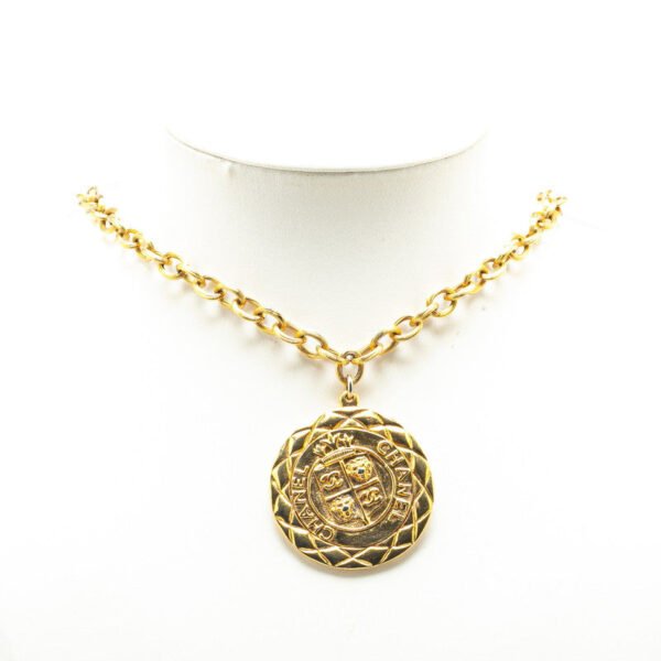 Chanel Matelasse Lion Round Necklace - Image 5