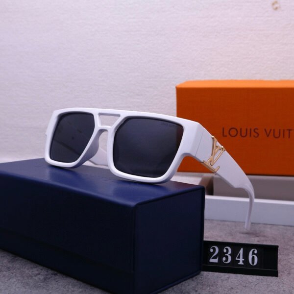 Luxury Eyewear: Elevate Your Style with Exquisite Craftsmanship-63 - Image 3